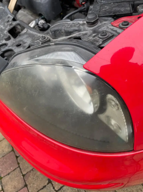Phares ou carrosserie avant intervention Clean Optic — réalisation 2