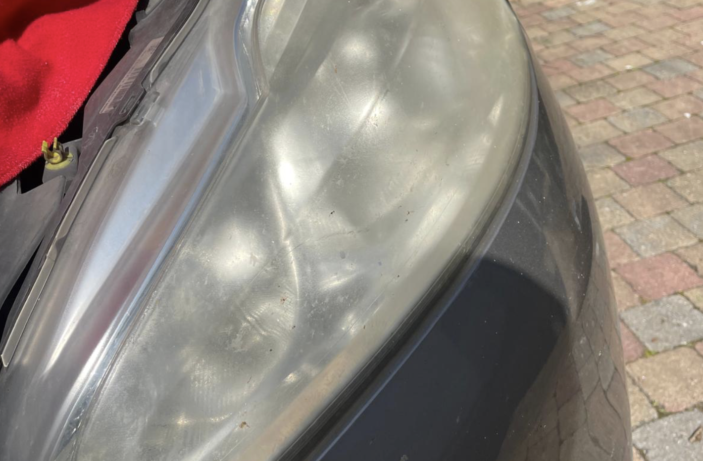Phares ou carrosserie avant intervention Clean Optic — réalisation 5
